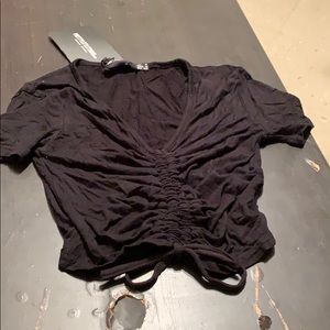 Black runched crop top